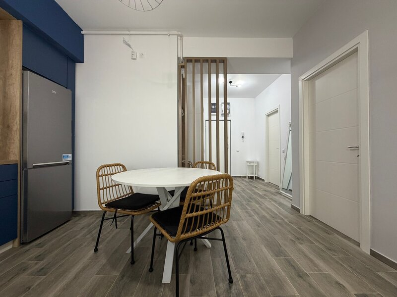 Bd. Pipera 2 camere etaj 2 din 4, bloc 2022